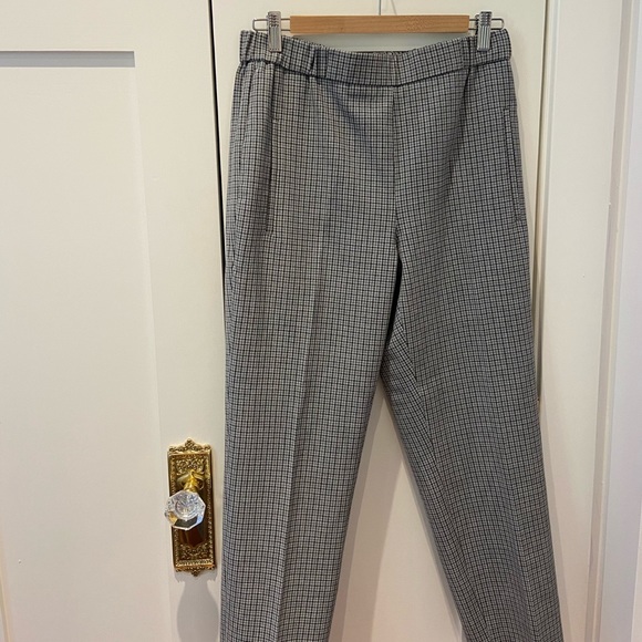Aritzia Plaid pants in size 8 - Picture 3 of 4